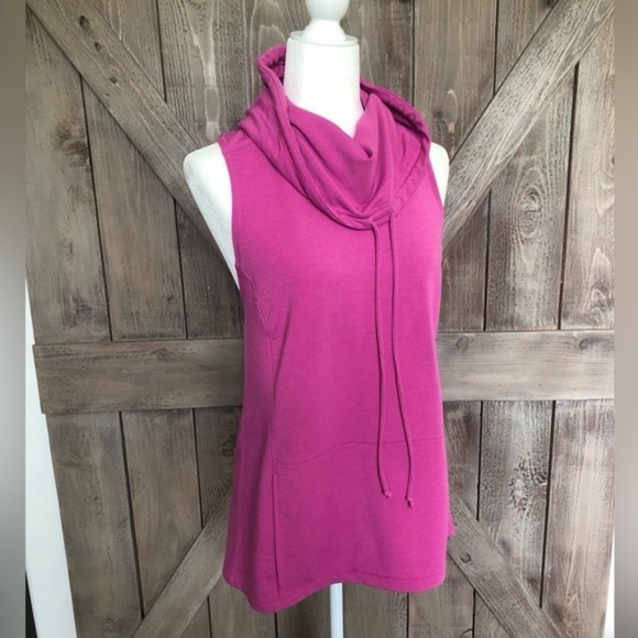 CALIA by Carrie Underwood Tops - Calia Tunic Funnelneck sleeveless top Sz S